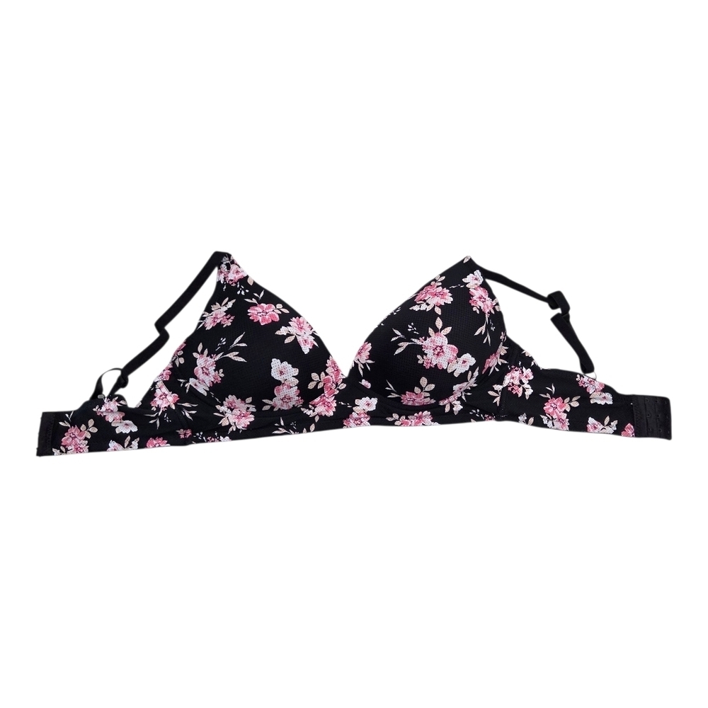 ⭐️Laura Ashley Floral Black Wireless Bra Size 36D